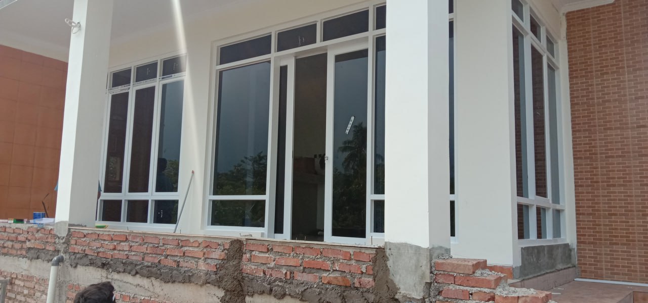 Proyek jendela rumah
